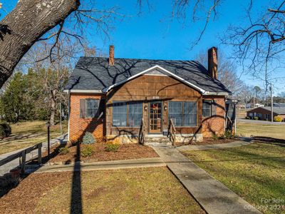 917 E Main St, Maiden, NC, 28650