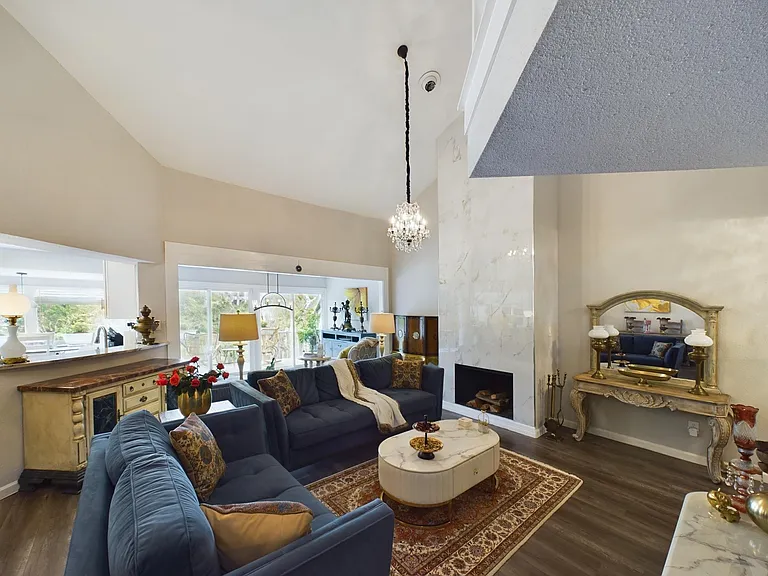 9400 Doliver Dr #35 — Photo 3