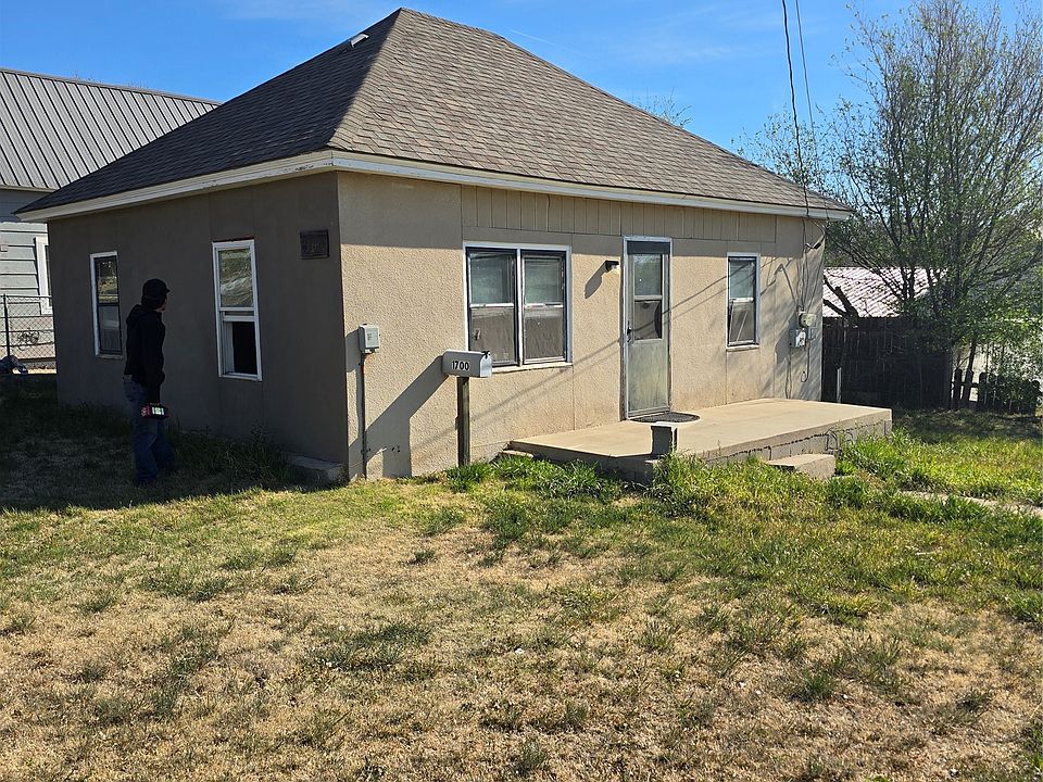 1st image of 1700 4th Ave
