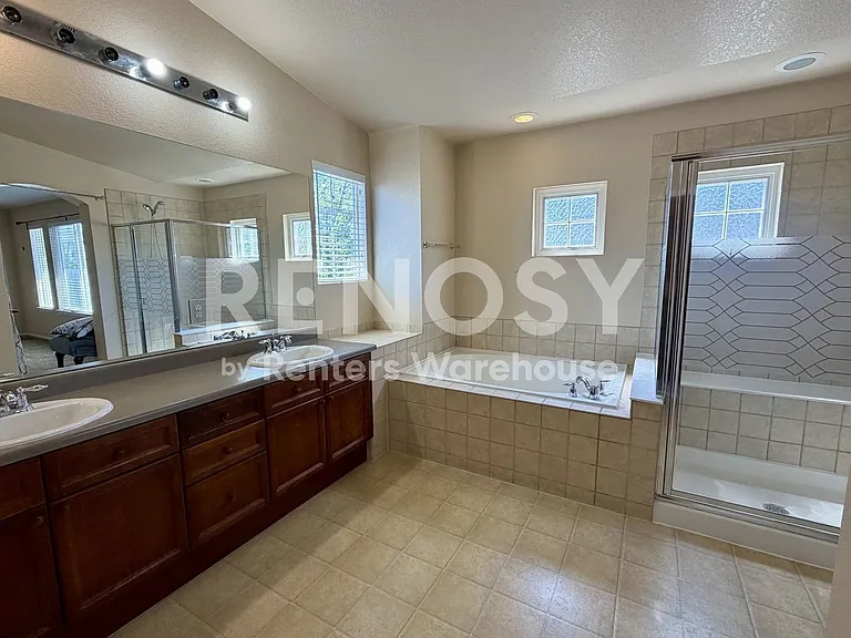 1467 S Haleyville Cir — Photo 15