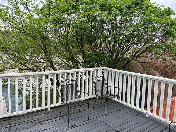 3rd image of 1207 McCullough Ave #2