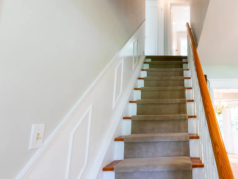 1290 Braeside Dr — Photo 17