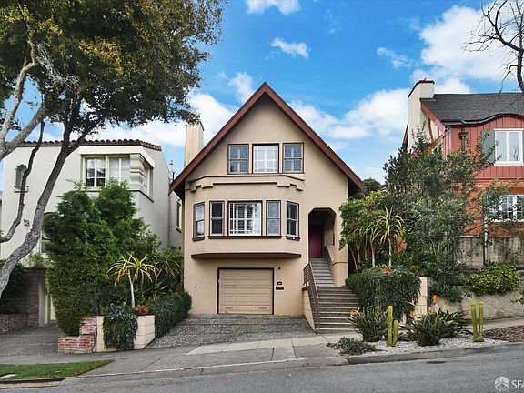 3rd image of 256 Dorantes Ave