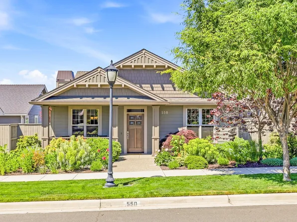 550 Windsong Way, Medford, OR 97504