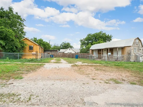 300 W 11th St, Cisco, TX 76437