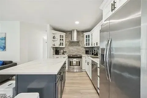 1720 Ingram Ave — Photo 5
