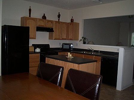 2nd image of 2860 Parkway Close