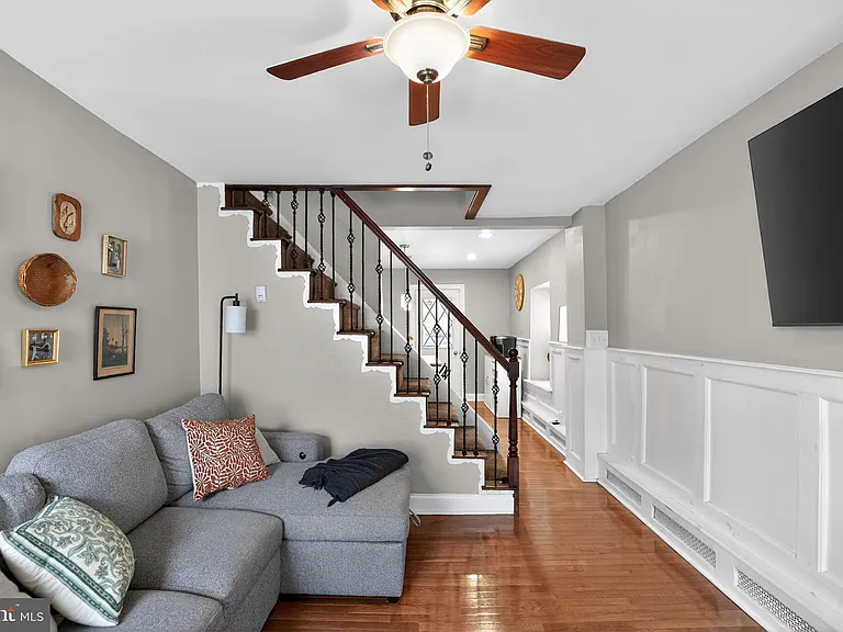 4743 Umbria St — Photo 4