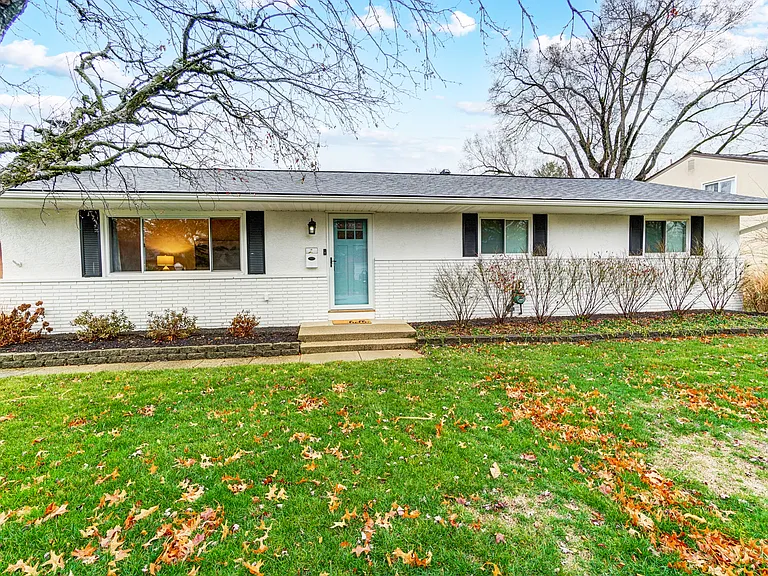 3592 Delamere Ave — Photo 40