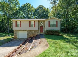 3234 Smokey Ln, Lenoir, NC 28645