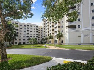 3730 Cadbury Cir APT 826, Venice, FL 34293