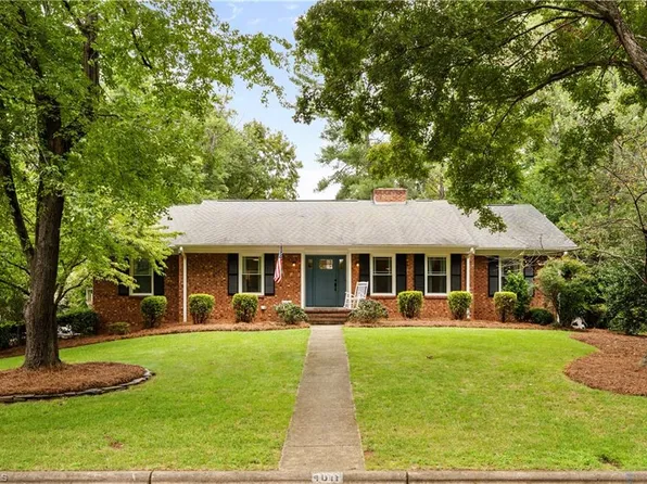 4011 Dresden Dr, Winston Salem, NC 27104