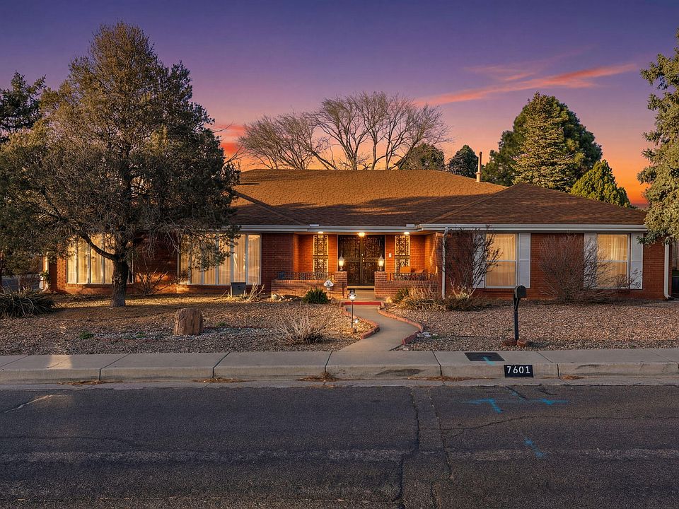 1st image of 7601 Vista Del Arroyo Ave NE