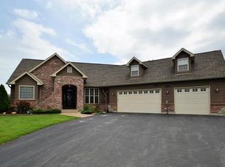 5010 Grandview Dr, Imperial, MO 63052