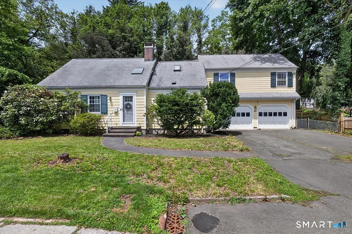 3 bed, 3.5 bath, 2582 sqft, $3,500 — Photo 1