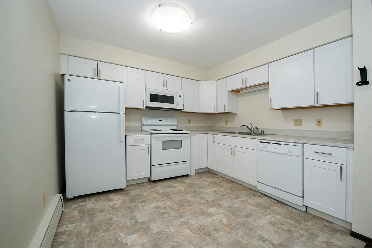 Building Photo - 42n2620