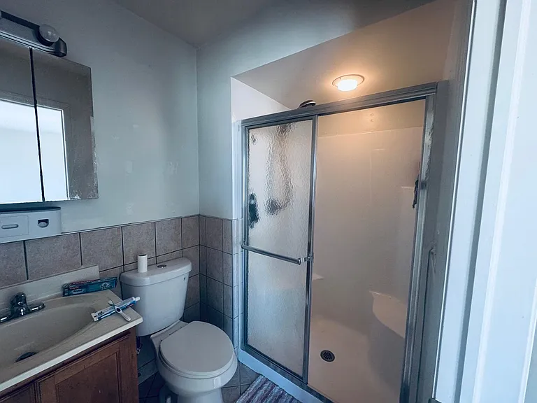 25 Columbia Ave #2 — Photo 5