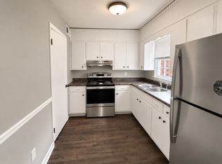 209 E McAden St #G, Graham, NC 27253