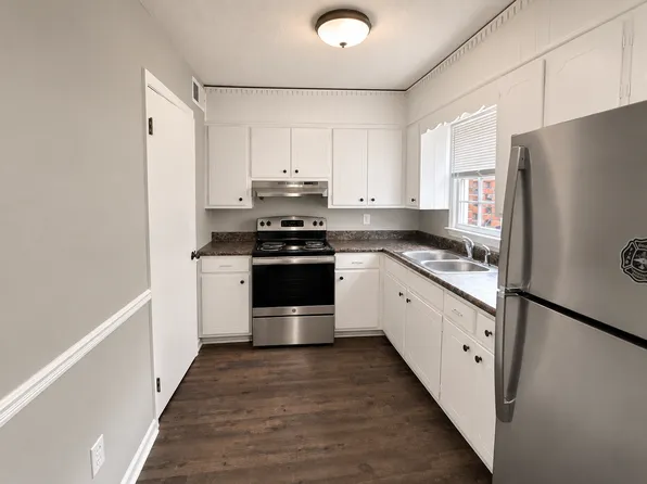 209 E McAden St #G, Graham, NC 27253