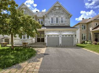 184 Cheyenne Way, Ottawa, ON K2J 5S6