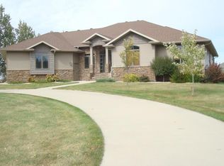 7303 Maple Ln, Horace, ND