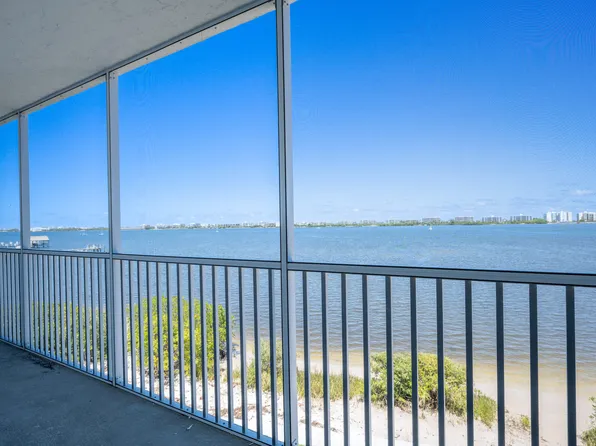 1502 S Lakeside Drive #312, Lake Worth Beach, FL 33460
