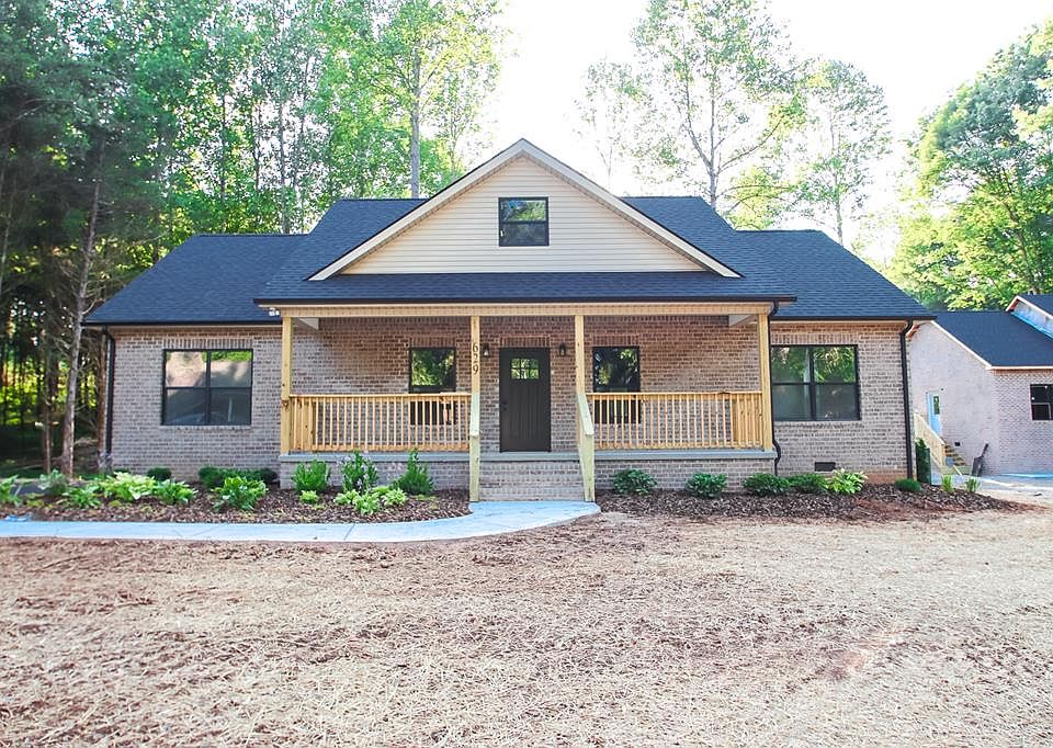 1st image of 629 Crossvine Rd