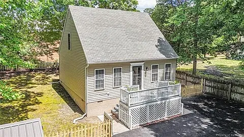6195 Richmond Rd — Photo 3