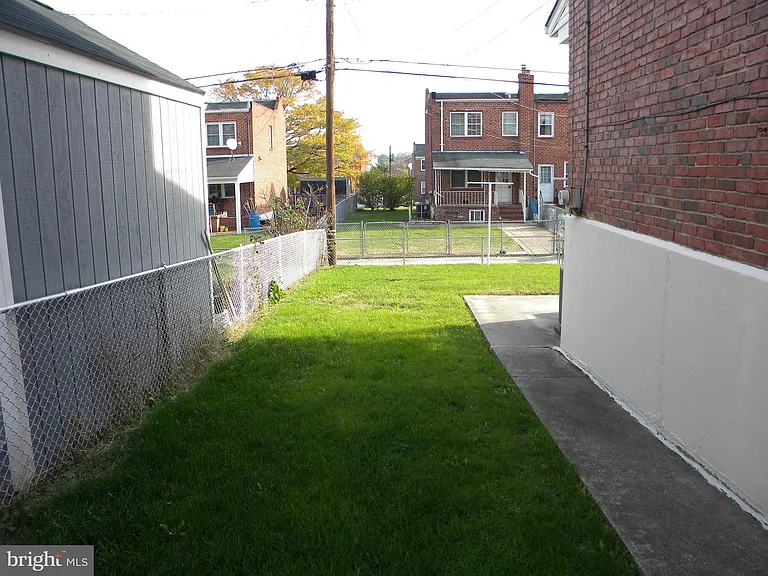 325 Imla St — Photo 25