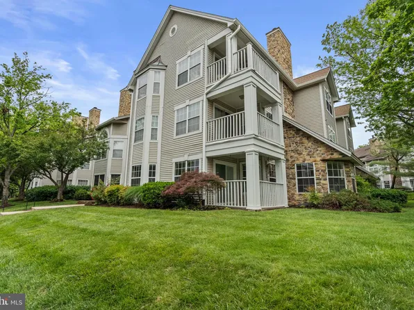 5632 Willoughby Newton Dr Unit 11, Centreville, VA 20120