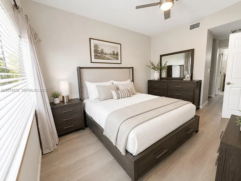 8816 Collins Ave #206 — Photo 7