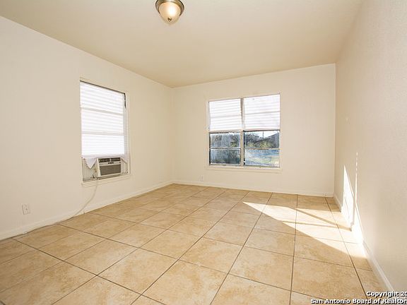 5th image of 638 Koehler Ct