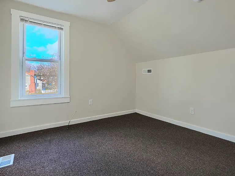 3016 Hamilton Ave #2 — Photo 11
