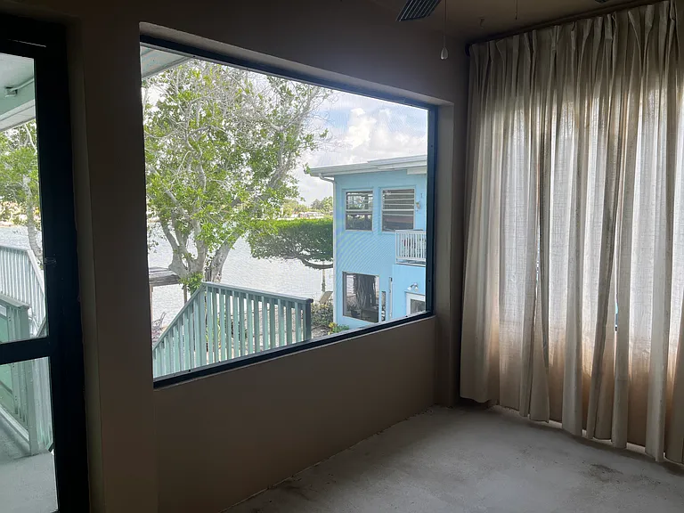2303 Bay Blvd #2 — Photo 6