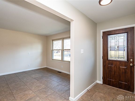 5th image of 6231 Clematis Dr