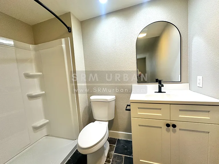 959 Vine St #2 — Photo 14