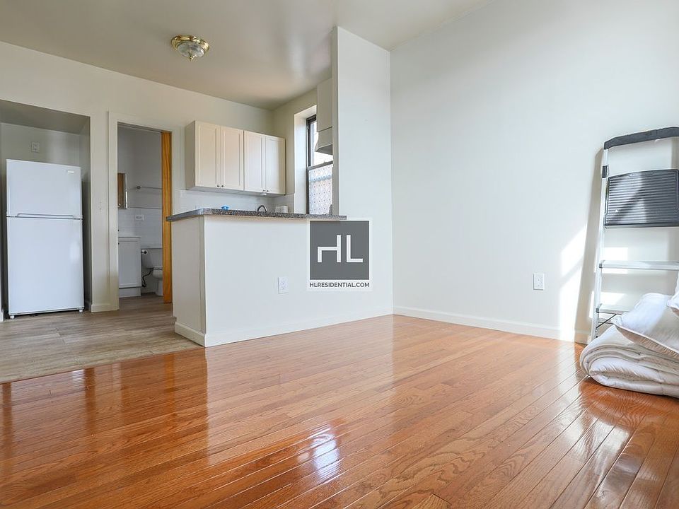 1st image of 3260 41st St APT 4C