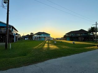 911 Palmview, Pt Bolivar, TX 77650