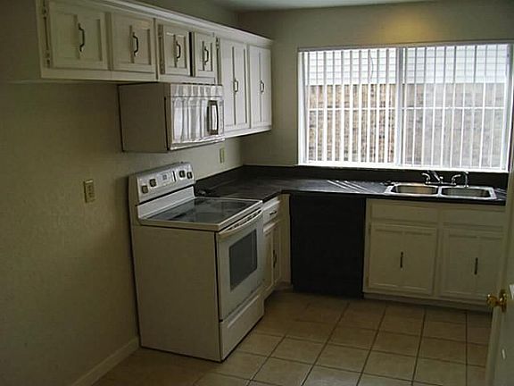 5th image of 5233 Daytona Dr