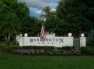 7066 Barrington Cir APT 202, Naples, FL 34108