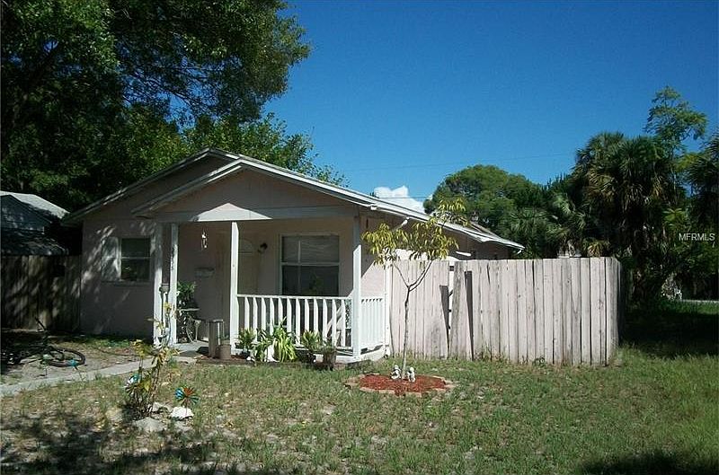 1st image of 2358 Oakdale St S