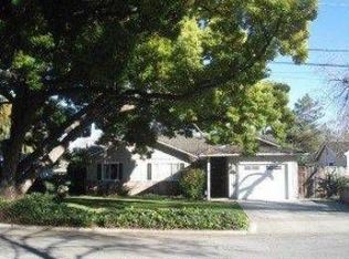 902 El Rio Dr, San Jose, CA 95125