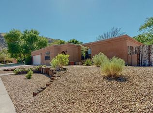 2020 Circulo Del Monte NE, Albuquerque, NM 87112