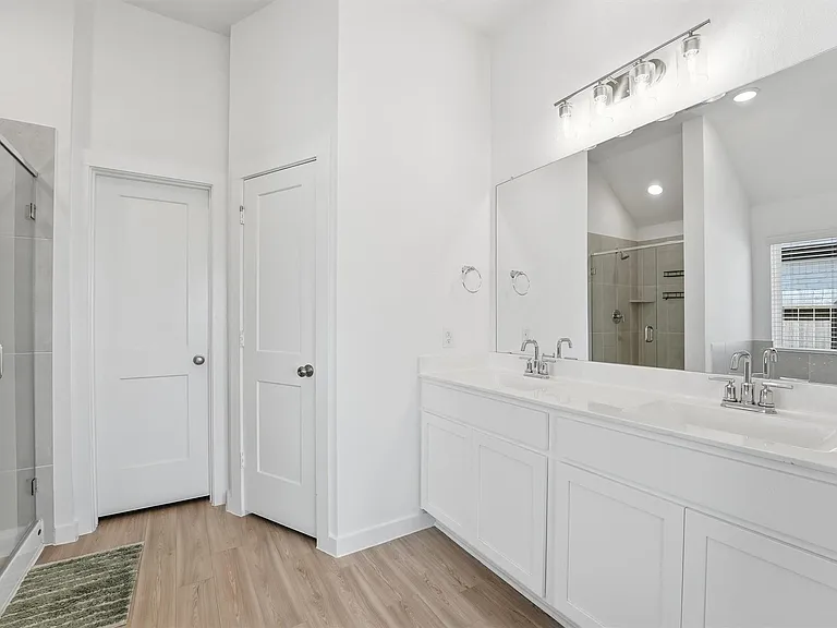 8611 Pier Cove Dr — Photo 12
