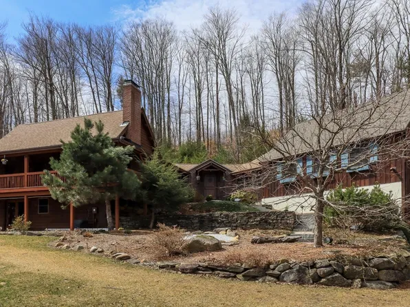 623 Francestown Road, New Boston, NH 03070
