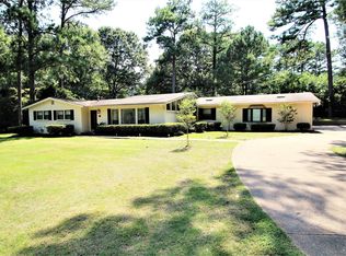 4296 Jasmine Hill Rd, Wetumpka, AL 36093