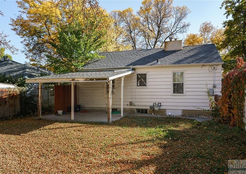 2nd image of 821 Custer Ave