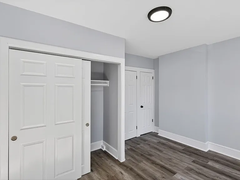 344 Gardner Ave — Photo 10