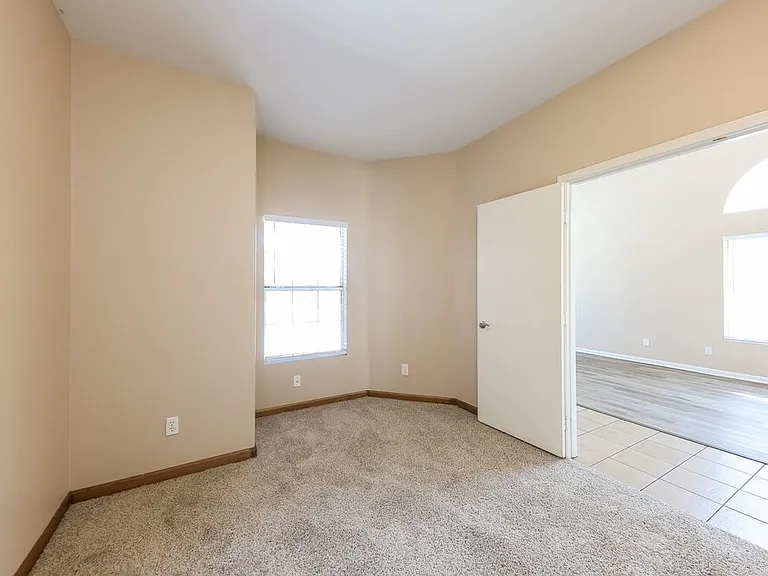 14815 W Dovestar Dr — Photo 14