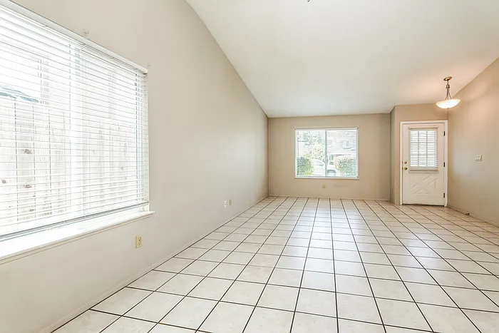7654 Zephyr Hills Way — Photo 3